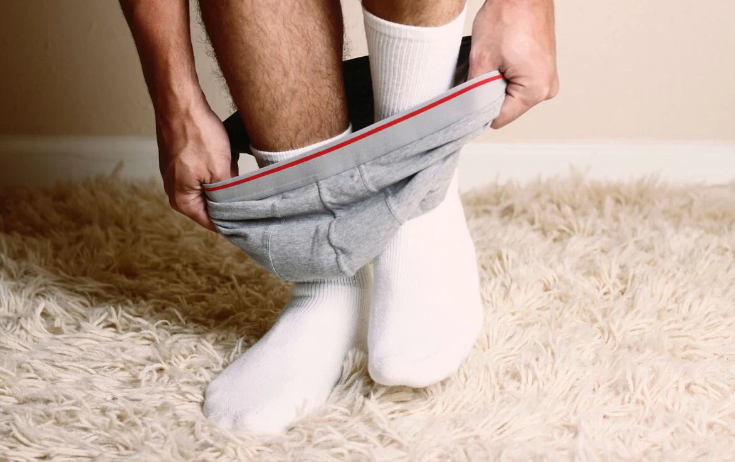 Going Commando: The Surprising Disadvantages of Skipping Underwear